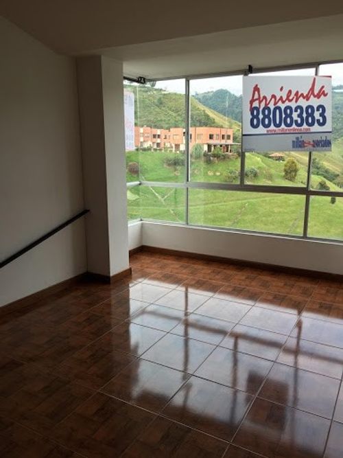 Apartamento de 6 alcobas en venta en Avenida Alberto Mendoza, Manizales, 180 m² · foto 20 de 20