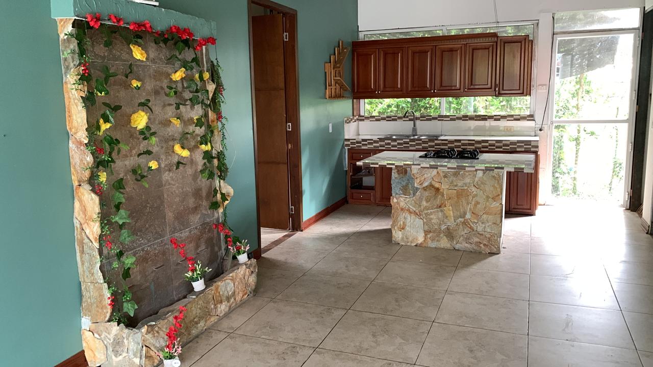 Casa en venta en San Jose Sur, Pereira · foto 2 de 14