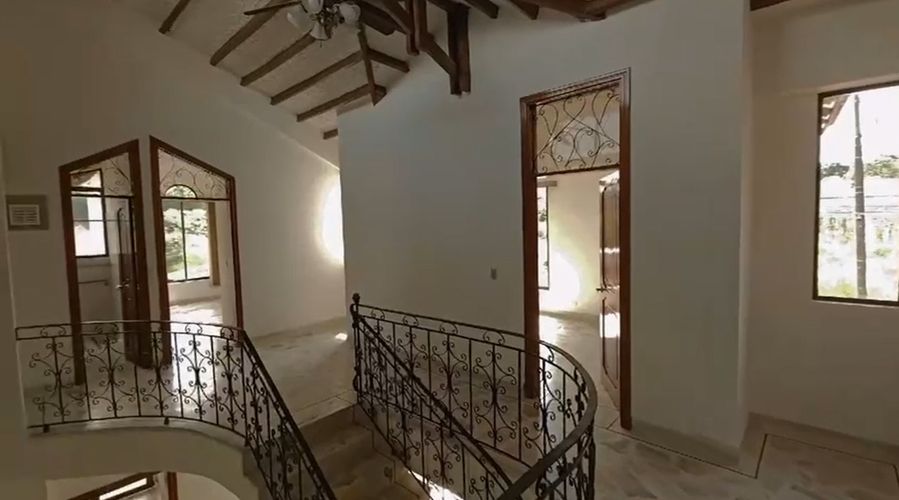 Casa de 13 alcobas en venta en Cerritos, Pereira, 600 m² · foto 8 de 11