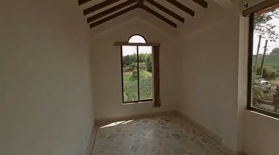 Casa de 13 alcobas en venta en Cerritos, Pereira, 600 m² · foto 9 de 11
