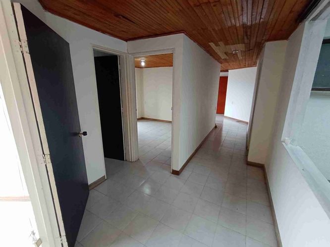 Apartamento de 3 alcobas en venta en Santander, Pereira, 90 m² · foto 5 de 18