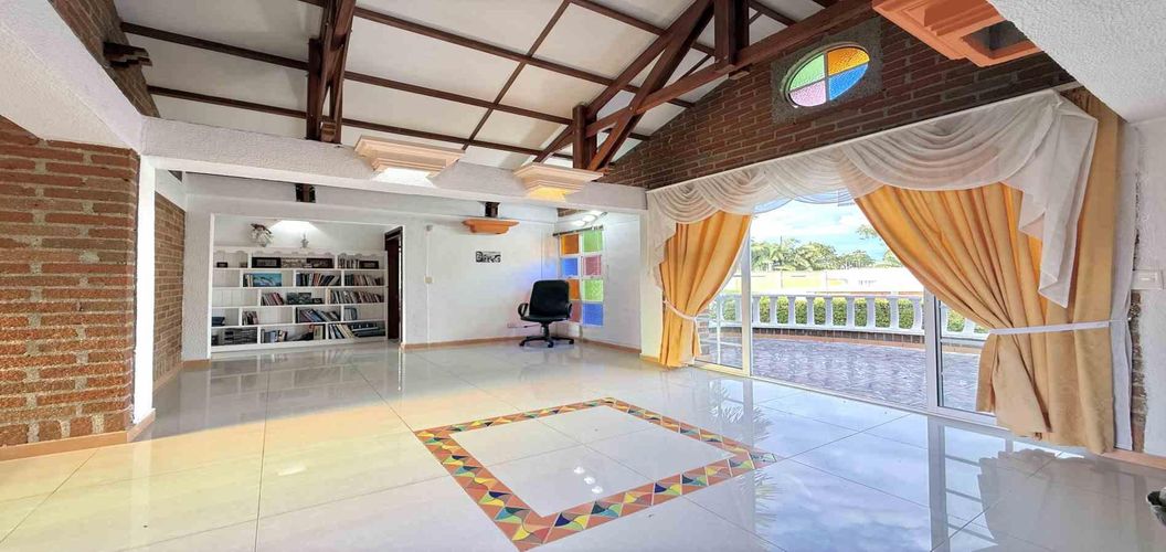 Casa de 5 alcobas en venta en Cerritos, Pereira, 600 m² · foto 2 de 24