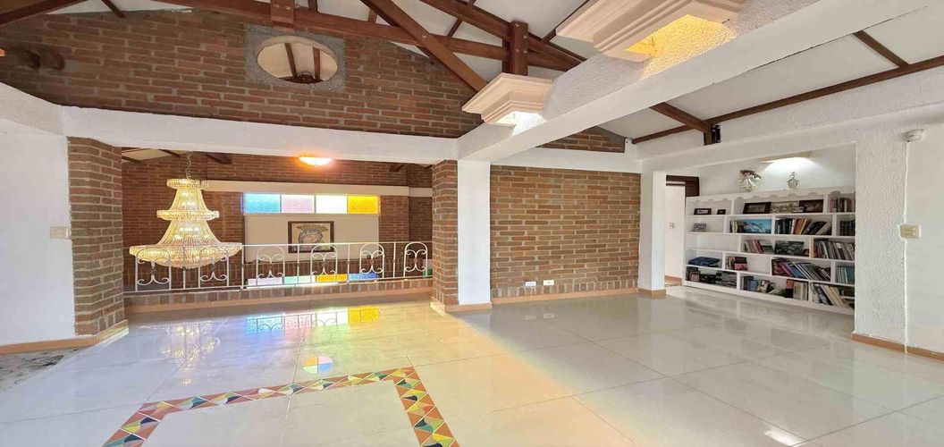 Casa de 5 alcobas en venta en Cerritos, Pereira, 600 m² · foto 4 de 24