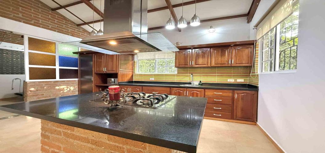 Casa de 5 alcobas en venta en Cerritos, Pereira, 600 m² · foto 23 de 24