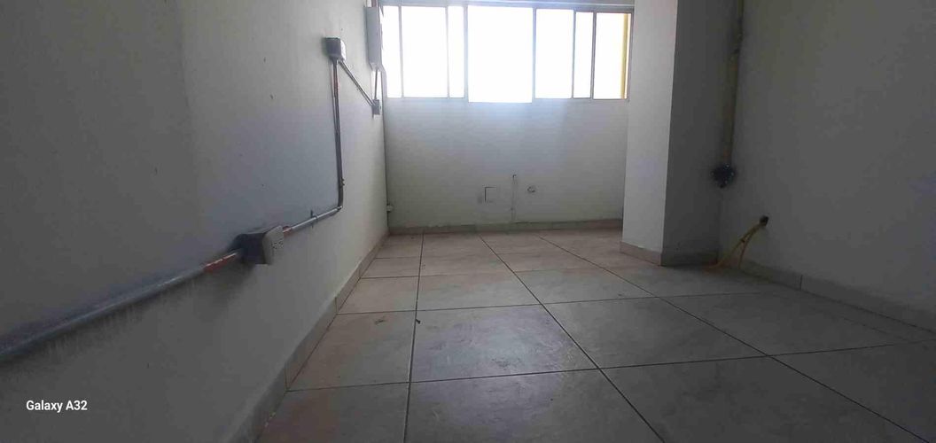 Local en venta en Avenida Centenario, Armenia, 25 m² · foto 5 de 22