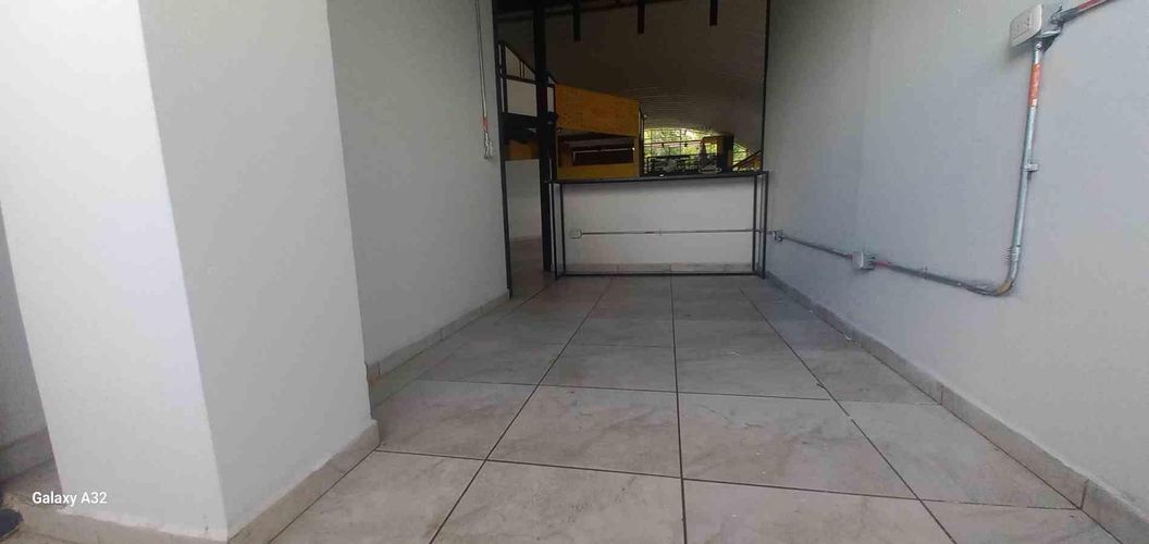 Local en venta en Avenida Centenario, Armenia, 25 m² · foto 7 de 22