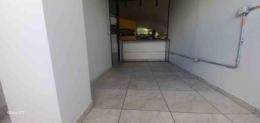 Local en venta en Avenida Centenario, Armenia, 25 m² · foto 19 de 22