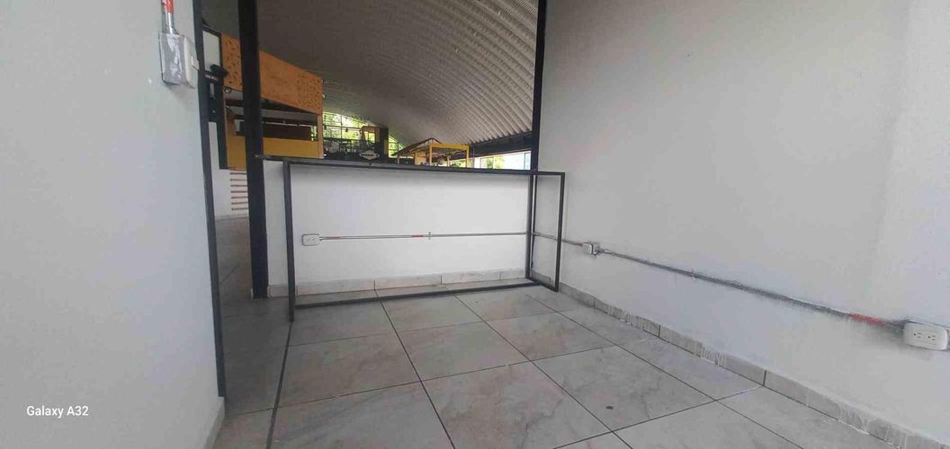 Local en venta en Avenida Centenario, Armenia, 25 m² · foto 21 de 22