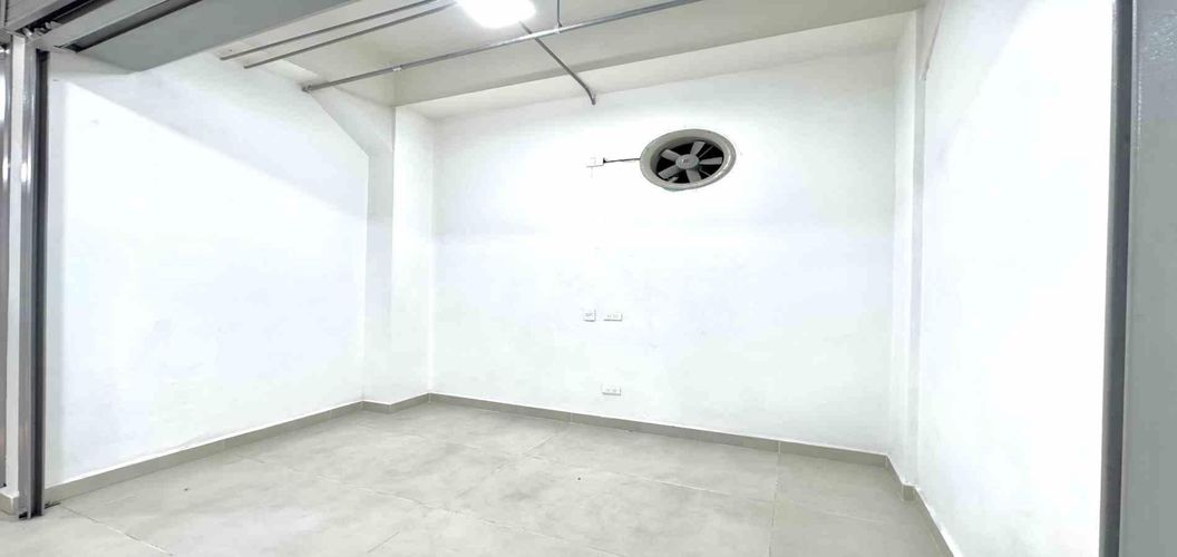 Local en arriendo en Sector Plaza De Bolivar, Pereira, 5 m² · foto 5 de 10