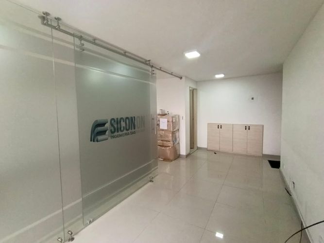 Oficina en venta en El Centro, Manizales, 30 m² · foto 4 de 18