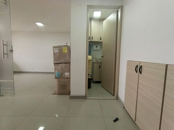 Oficina en venta en El Centro, Manizales, 30 m² · foto 17 de 18