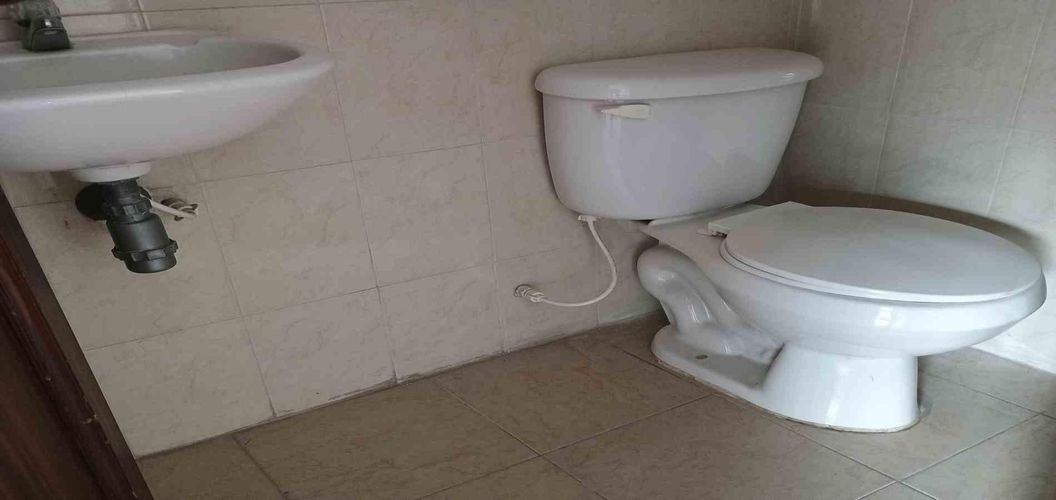 Local en venta en Corbones, Armenia, 25 m² · foto 10 de 13