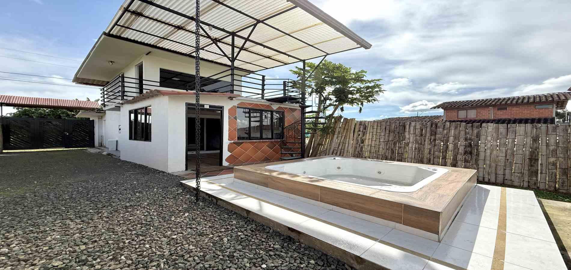 Casa en venta en Tribunas Corcega, Pereira · foto 3 de 24