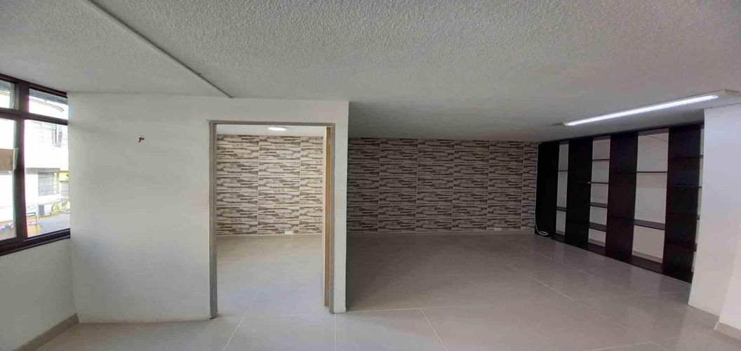 Oficina en venta en El Centro, Manizales, 24 m² · foto 3 de 12