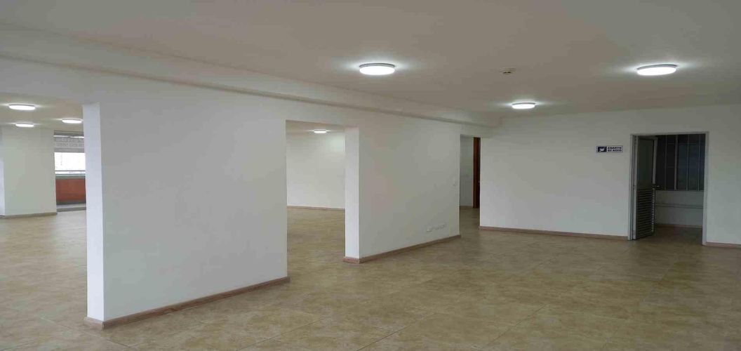 Local en venta en Avenida Santander, Manizales, 120 m² · foto 2 de 17