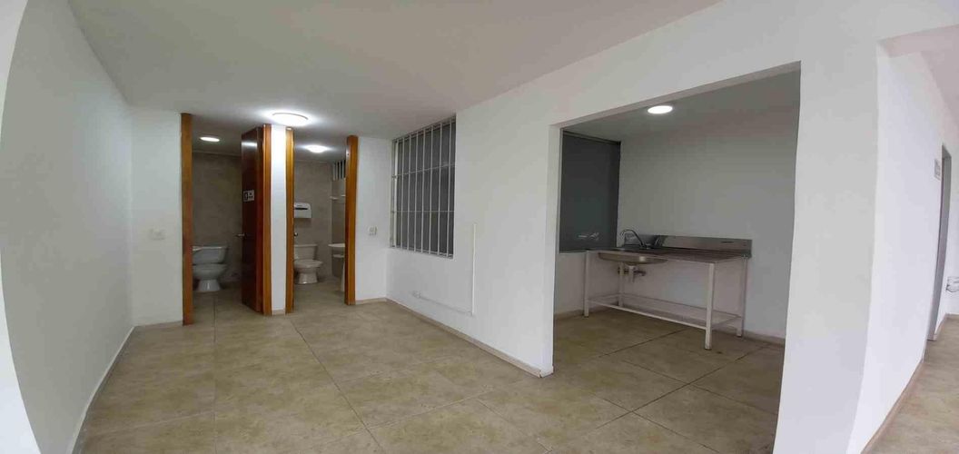 Local en venta en Avenida Santander, Manizales, 120 m² · foto 7 de 17