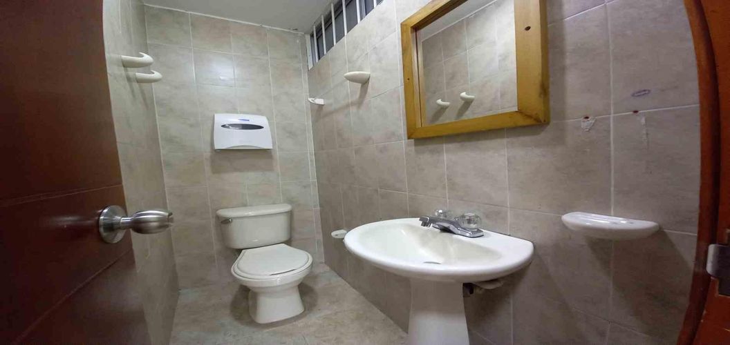 Local en venta en Avenida Santander, Manizales, 120 m² · foto 10 de 17