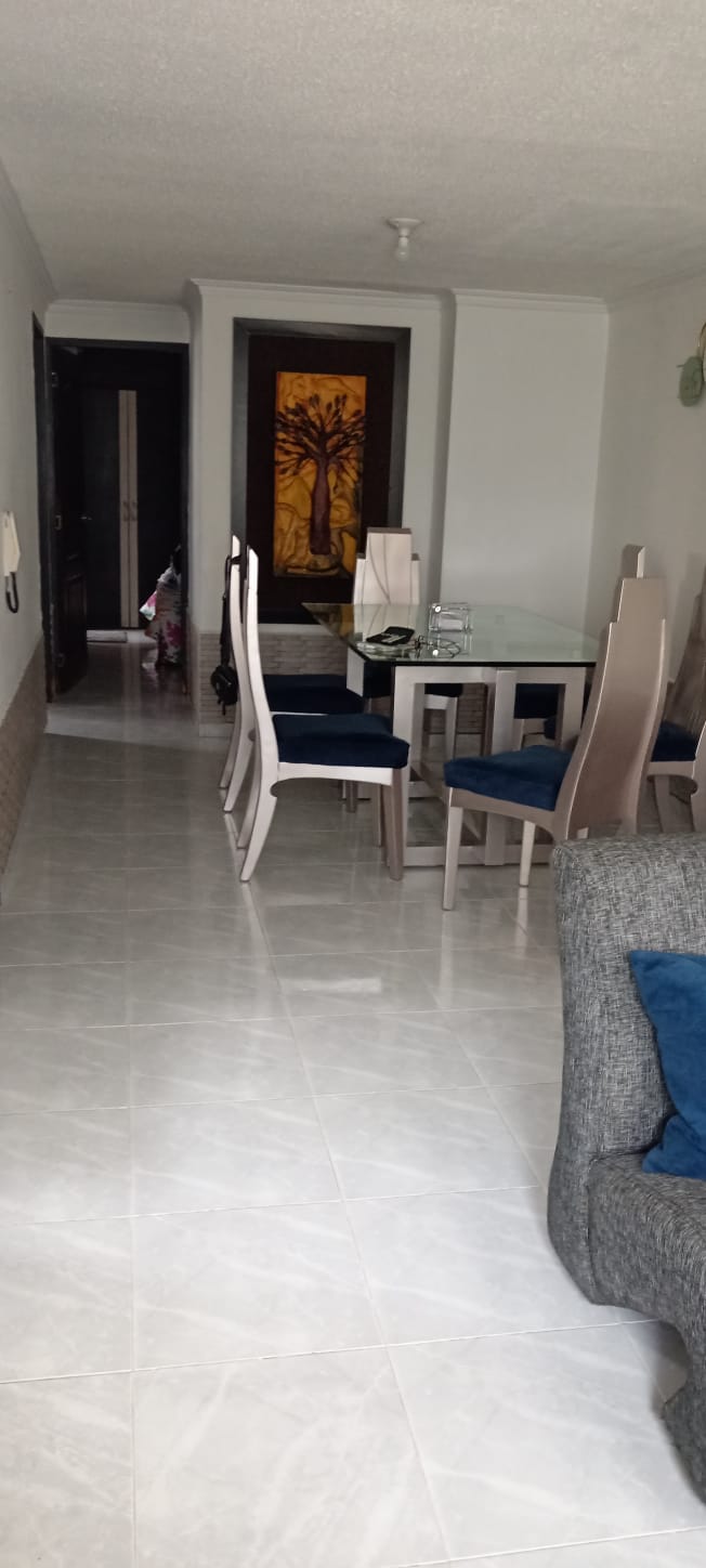Casa en venta en Bosques De Santa Elena, Pereira · foto 2 de 9