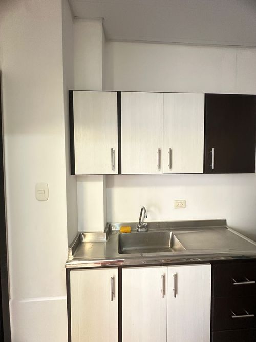 Oficina en venta en San Jose Sur, Pereira, 35 m² · foto 4 de 6