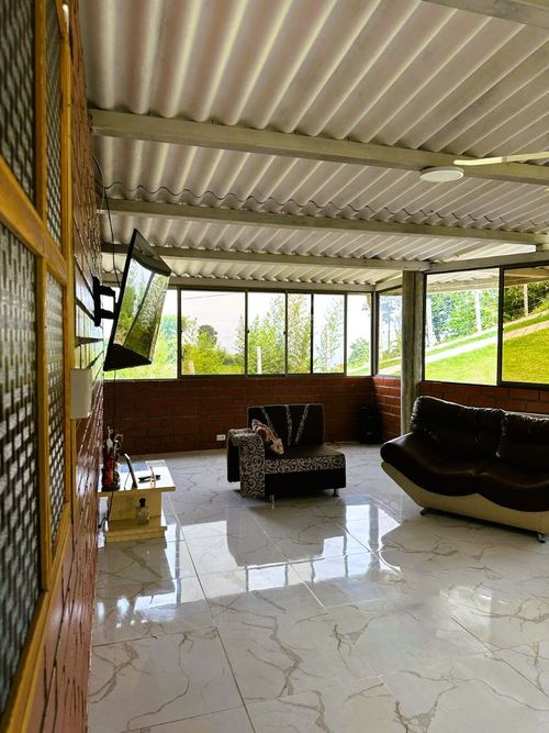 Finca en venta en La Siria, Manizales, 380 m² · foto 5 de 22