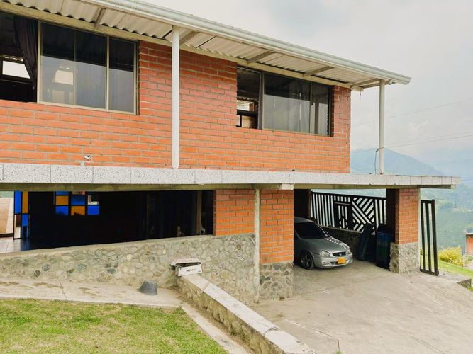 Finca en venta en La Siria, Manizales, 380 m² · foto 8 de 22