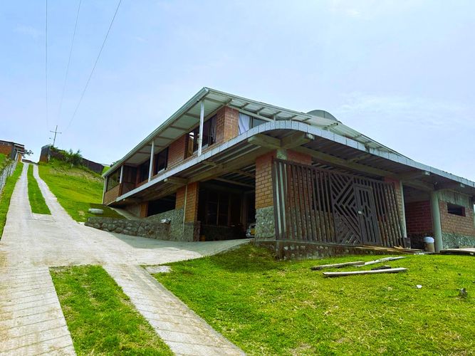 Finca en venta en La Siria, Manizales, 380 m² · foto 9 de 22