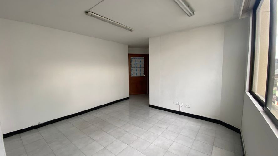 Oficina en venta en Sector Plaza De Bolivar, Pereira, 42 m² · foto 4 de 10