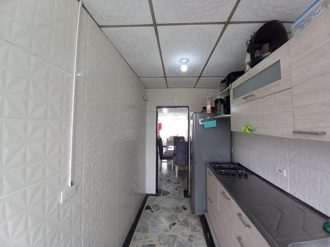 Apartamento de 3 alcobas en venta en San Jorge, Pereira, 115 m² · foto 2 de 19