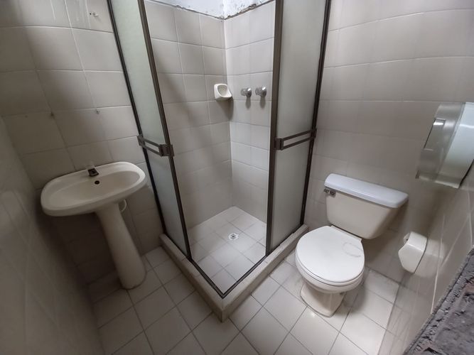 Casa de 14 alcobas en arriendo en El Centro, Manizales, 373 m² · foto 8 de 22