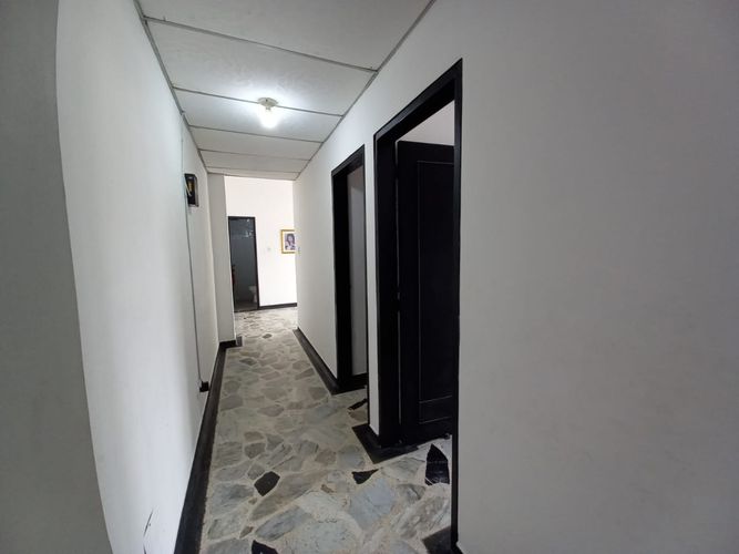 Apartamento de 3 alcobas en venta en San Jorge, Pereira, 115 m² · foto 10 de 19