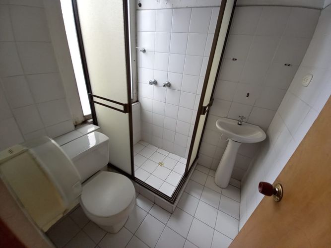 Casa de 14 alcobas en arriendo en El Centro, Manizales, 373 m² · foto 16 de 22