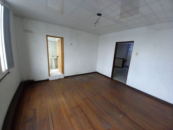 Casa de 14 alcobas en arriendo en El Centro, Manizales, 373 m² · foto 17 de 22