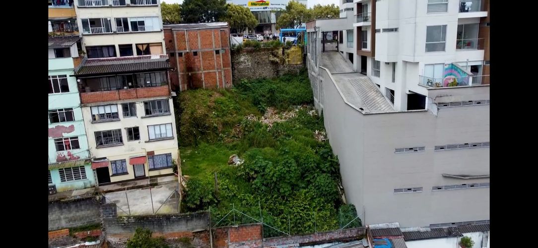 Lote en venta en Avenida Santander, Manizales, 760 m² · foto 4 de 8