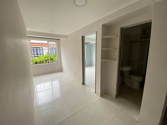Casa de 4 alcobas en venta en Ciudadela Comfamiliar Ii, Pereira, 180 m² · foto 11 de 24