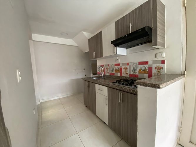 Casa de 4 alcobas en venta en Ciudadela Comfamiliar Ii, Pereira, 180 m² · foto 16 de 24