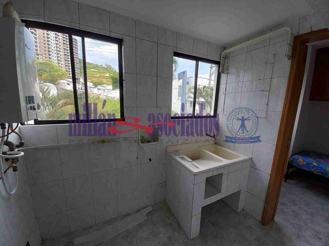Apartamento en venta en Las Margaritas, Pereira · foto 3 de 5