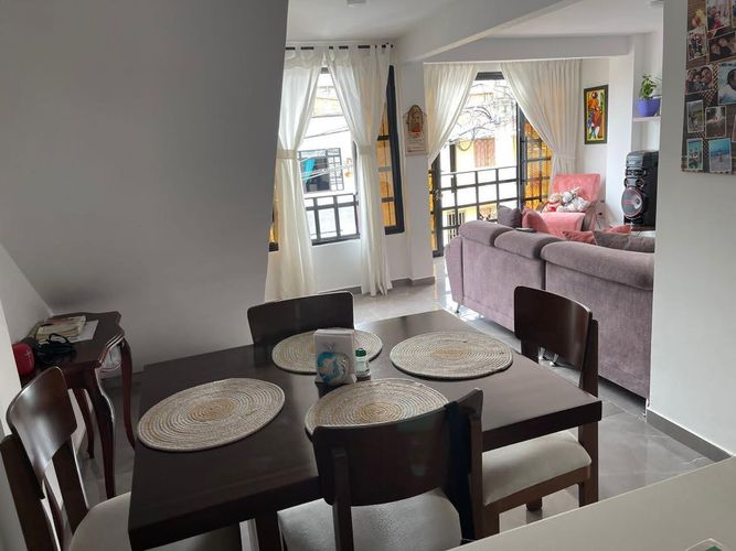 Casa de 6 alcobas en venta en 25 De Mayo, Armenia, 215 m² · foto 12 de 24