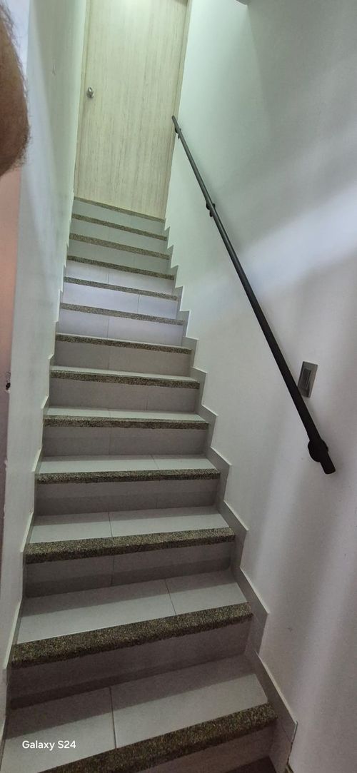 Casa de 6 alcobas en venta en 25 De Mayo, Armenia, 215 m² · foto 15 de 24