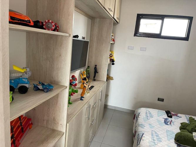 Casa de 6 alcobas en venta en 25 De Mayo, Armenia, 215 m² · foto 20 de 24