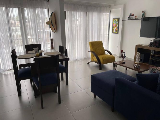 Casa de 6 alcobas en venta en 25 De Mayo, Armenia, 215 m² · foto 23 de 24