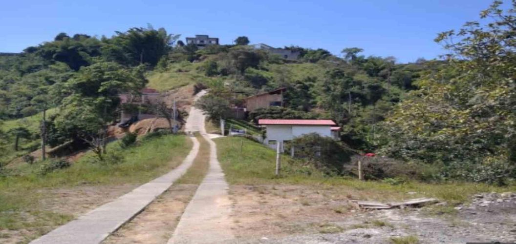 Lote en venta en El Rosario, Manizales, 110 m² · foto 2 de 9