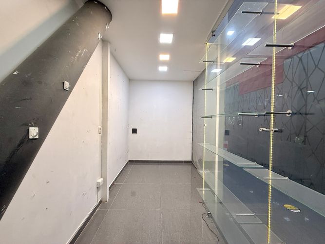 Local en arriendo en Sector Plaza De Bolivar, Pereira, 12 m² · foto 8 de 10