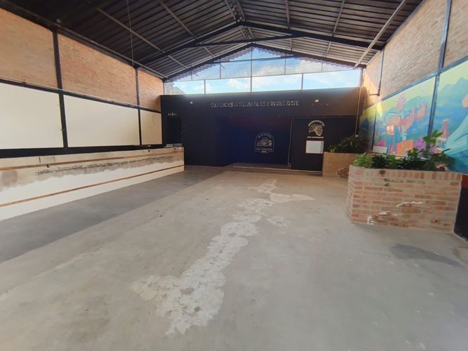 Local en arriendo en Milan, Manizales, 200 m² · foto 2 de 19