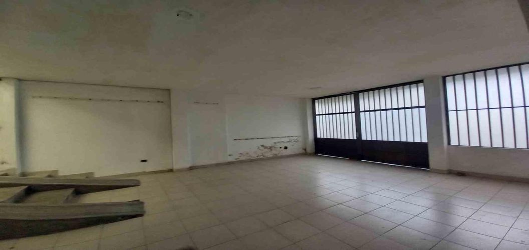 Casa en arriendo en Obrero, Armenia, 340 m² · foto 3 de 24