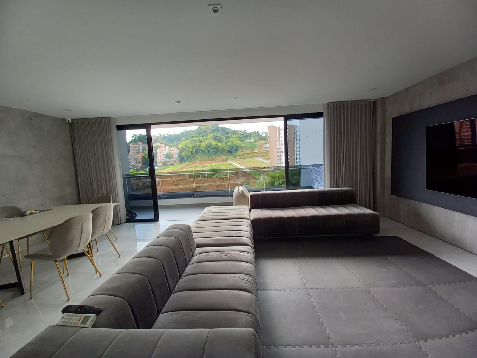 Apartamento en venta en Pinares, Pereira · foto 20 de 24
