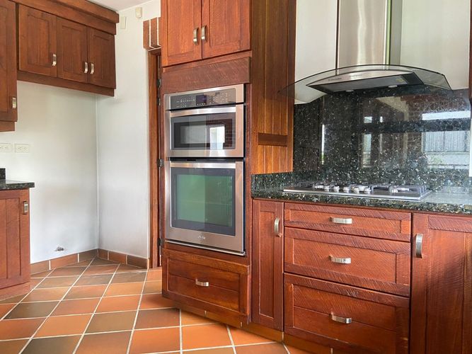 Casa de 3 alcobas en venta en Pueblo Viejo, La Estrella, 320 m² · foto 9 de 19