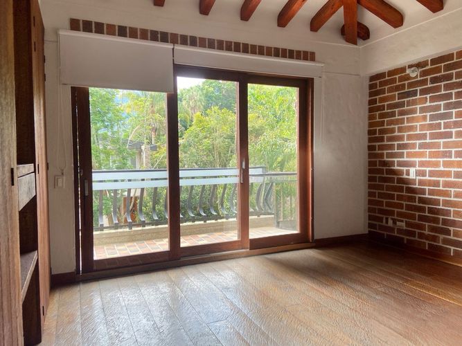 Casa de 3 alcobas en venta en Pueblo Viejo, La Estrella, 320 m² · foto 5 de 19
