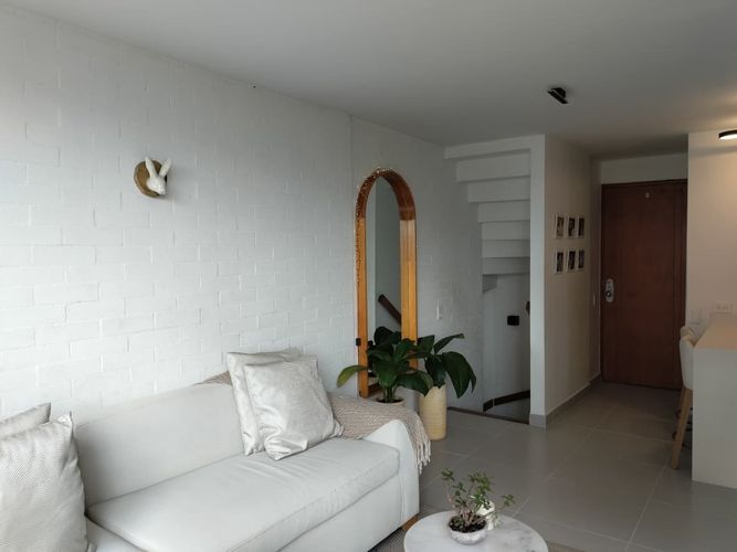 Apartamento en venta en El Poblado, Medellín · foto 3 de 18