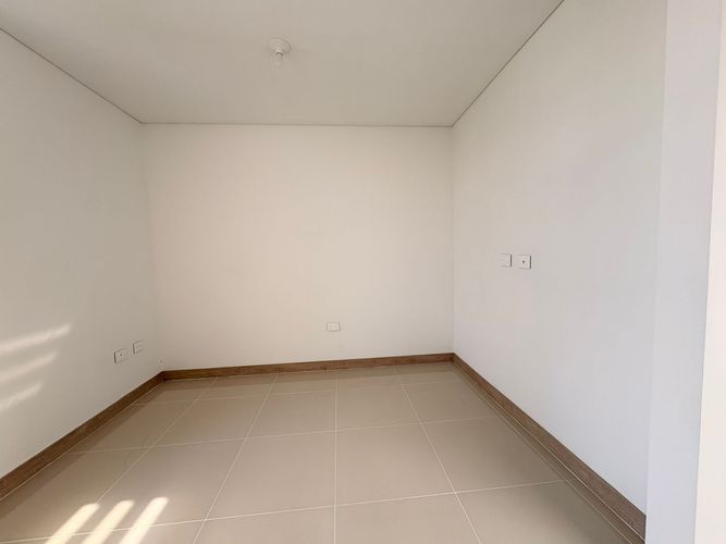 Casa de 3 alcobas en venta en Ciudad Country, Jamundí, 183 m² · foto 3 de 18
