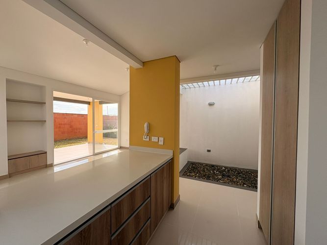 Casa de 3 alcobas en venta en Ciudad Country, Jamundí, 183 m² · foto 5 de 18